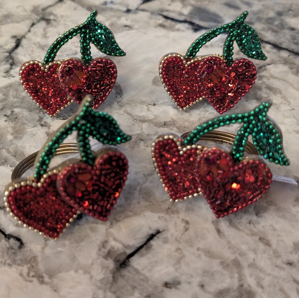 🆕 4 Pack Heart Cherries Napkin Rings.